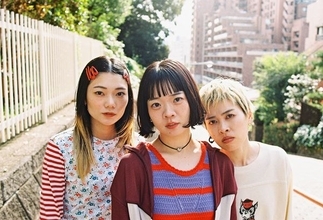 SHISHAMO、レディクレ最後の出演となるステージの模様をFM802『ROCK KIDS 802–OCHIKEN Goes ON!!-』番組内にて全編生中継決定