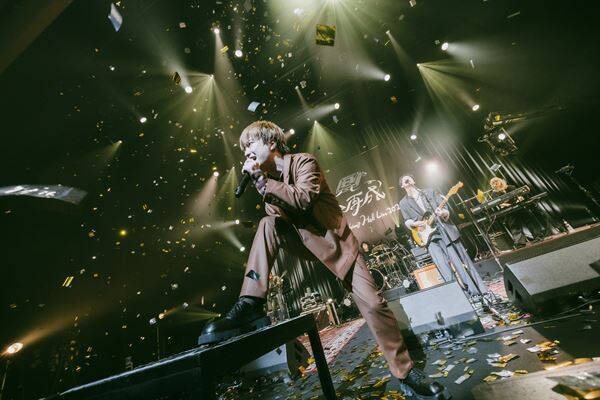 「あなたと歌い続けたい」――Sakurashimejiが6年越しの渋公で刻んだ“再生”の夜 『Sakurashimeji Hall Live 2026「▷再成」～Sakurashimejiが6年越しに渋公リベンジするってよ！～』ライブレポート