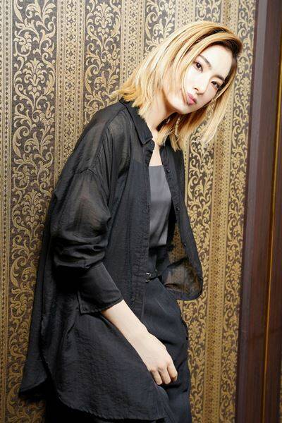 柚香光、ミュージカル『十二国記』で挑む“ふたり1役”の試み「原作への敬意を胸に」