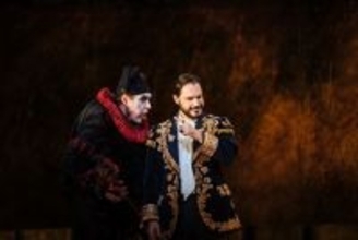 “官能的で、恐ろしいほどまでの美しさ”　英国ロイヤル・オペラ『リゴレット』　今観るべき3つの理由