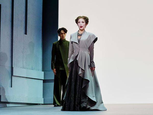 宮沢りえ、若村麻由美が“欲望”を剥き出しに！ 栗山民也演出『メアリー・ステュアート』開幕コメント到着