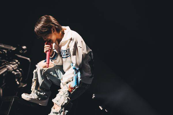 岩橋玄樹、29歳バースデーライブでメジャーリリース発表も「芸能活動16年ステージでこんな祝ってもらえてうれしいです」立川ステージガーデンの模様をレポート