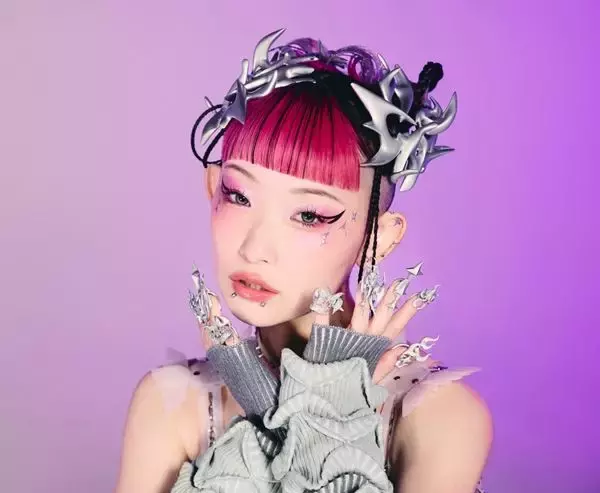 水曜日のカンパネラ、新曲「スキピオ」MV公開　唯一無二の歌声がユーロビートトラックと融合した中毒性の高い一曲