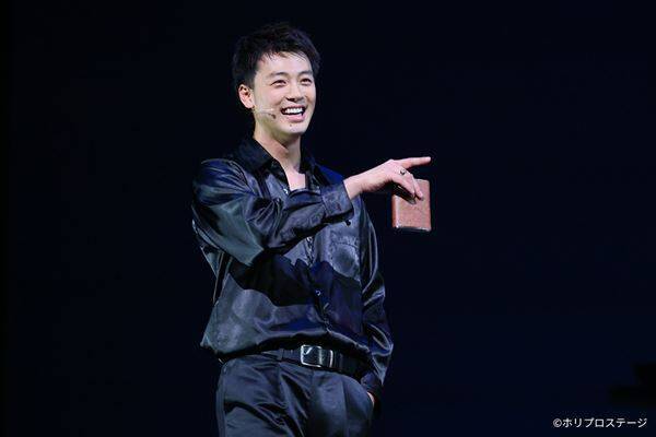 竹内涼真「奇跡を起こす準備はいい？」 5年ぶりの主演ミュージカル『奇跡を呼ぶ男』開幕