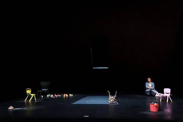 新国立劇場『ガールズ＆ボーイズ』真飛聖、増岡裕子それぞれの初日レポート＆新たに舞台写真10点が到着