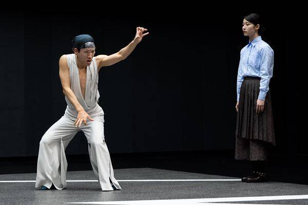 夢幻能のフォーマットにより現代でなにを語るか ～音楽劇『未練の幽霊と怪物―「珊瑚」「円山町」―』上演中