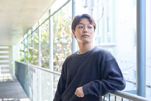 那須凜×串田十二夜×串田和美　6度目の上演アイルランドの喜劇『西に黄色のラプソディ』は原点回帰のような作り方で演劇の楽しさを