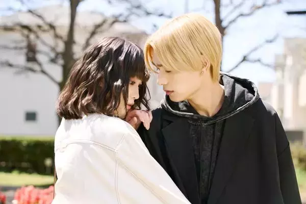 高橋恭平×髙橋ひかるが超至近距離で！ 映画『山口くんはワルくない』胸キュンショット満載の新場面写真公開