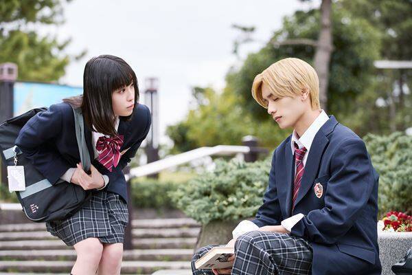 高橋恭平×髙橋ひかるが超至近距離で！ 映画『山口くんはワルくない』胸キュンショット満載の新場面写真公開