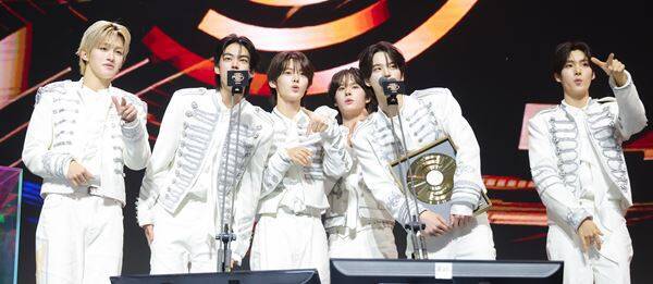 JENNIEが圧巻の4冠達成＆Stray Kidsが初の大賞！ 台湾・台北ドームを熱狂させた「一夜限りの伝説」をレポート