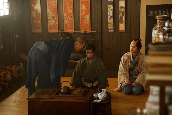 なにわ男子・長尾謙杜の艶やかな打掛姿！ 『木挽町のあだ討ち』新カット公開　プロデューサーも惚れる「美しい面立ち」