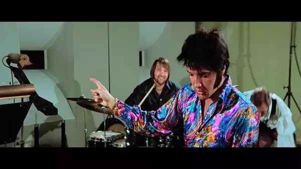 エルヴィス・プレスリーがビートルズの名曲を歌唱！ 映画『EPiC／エピック』本編映像公開