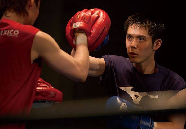 果たせなかった夢、伝えられなかった想い…。綾瀬はるか主演、石井裕也監督の『人はなぜラブレターを書くのか』──【おとなの映画ガイド】