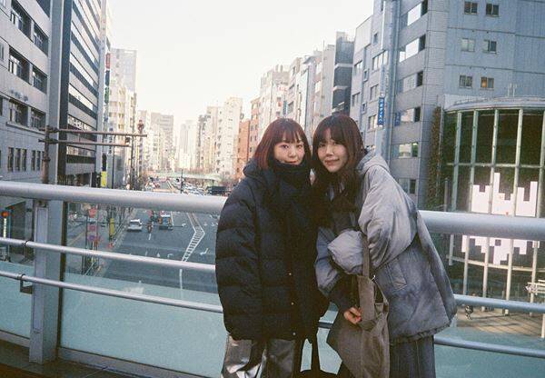 【インタビュー/フレンズ×Shiggy Jr.】ボーカル対談で明かす、対バンツアーへの期待と本音トーク「ポップスの良さ、強さを感じてほしい」