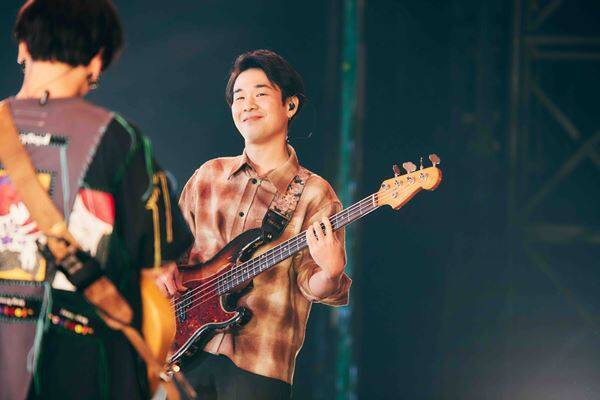 Saucy Dog、結成の地・大阪で迎えた“夜明け”の瞬間　初のドーム公演で3万5千人と分かち合った10年の軌跡と未来【オフィシャルレポート】