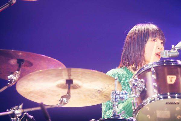 Saucy Dog、結成の地・大阪で迎えた“夜明け”の瞬間　初のドーム公演で3万5千人と分かち合った10年の軌跡と未来【オフィシャルレポート】