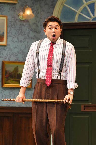 井口理（King Gnu）主演の舞台『キャッシュ・オン・デリバリー』開幕！ 実力派俳優陣の個性が爆発するドタバタコメディ