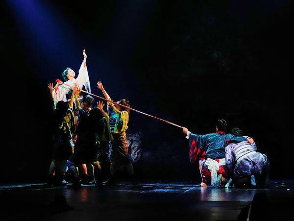 木村達成らが魅せる鏡花の世界！ 舞台『黒百合』開幕コメントと舞台写真、トレーラー映像が到着