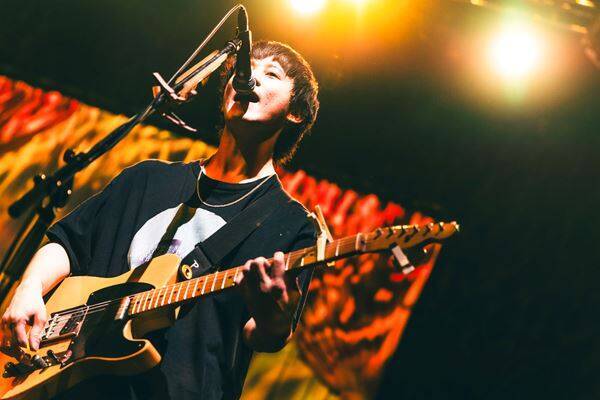 オレンジスパイニクラブが“一番大きな愛”を届けた、ツアー『見えないものに愛を』オフィシャルレポート