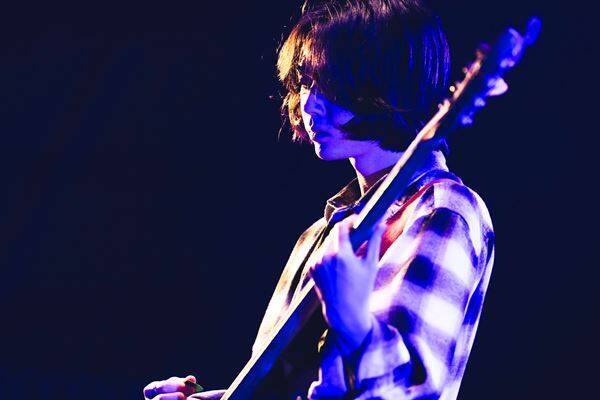 オレンジスパイニクラブが“一番大きな愛”を届けた、ツアー『見えないものに愛を』オフィシャルレポート