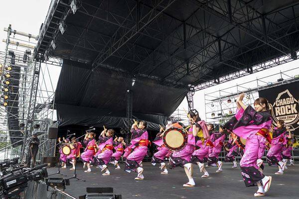 .ENDRECHERI.がフィナーレ　日食なつこ、きゃりーぱみゅぱみゅ、Kroiら出演『CHAGU CHAGU ROCK FESTIVAL 2026』2日目レポート