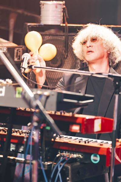 GRAPEVINE『SOMETHING SPECIAL 2026』柴田聡子との共演、刺激し合う両者が起こした化学反応がとてつもない音楽時間を作り上げた東京公演をレポート