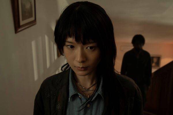 賀来賢人プロデュース『Never After Dark』逃げ場なき洋館で何かが起きる本予告＆本ポスター公開