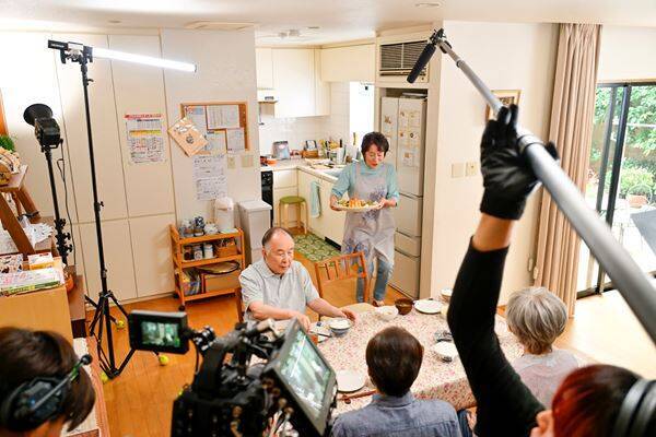 映画『お終活3 幸春！ 人生メモリーズ』メイキング写真公開　主題歌を書き下ろしたさだまさしの動画も解禁