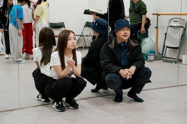 齊藤京子、涙のクランクアップ！ 映画『恋愛裁判』メイキング写真15点公開