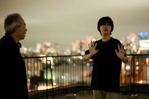 齊藤京子、涙のクランクアップ！ 映画『恋愛裁判』メイキング写真15点公開