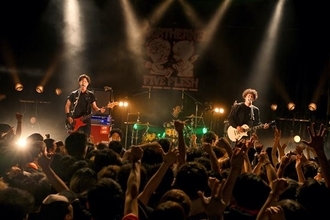 Northern19、新名盤を引っ提げた全国ツアーが渋谷で完結！ 盟友dustboxと生み出した圧巻の熱気とシンガロング