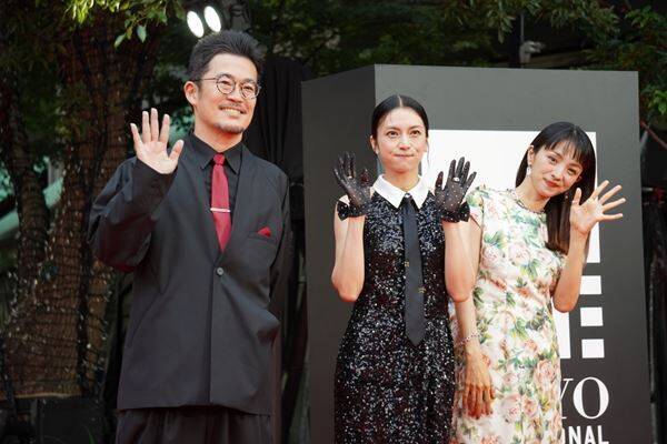 第38回東京国際映画祭、吉永小百合がレッドカーペットに登場し華やかに開幕