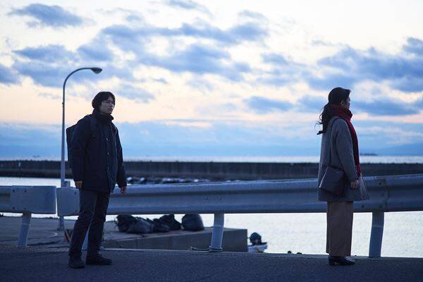 松村北斗×今田美桜『白鳥とコウモリ』“禁断のバディ”誕生の瞬間を捉えた本編映像が解禁