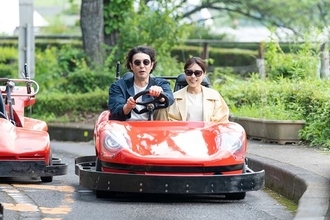有村架純×オダギリジョーが不倫関係に!? 映画『さとこはいつも』恋の絶頂期を収めた場面写真4点が解禁