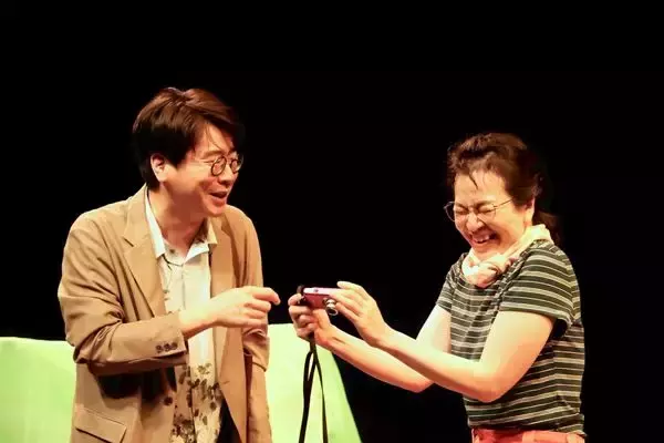 玉田真也「面白いものができると信じて」 玉田企画の新作公演『光る』が開幕