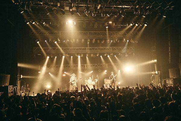 a flood of circle主催『A FLOOD OF CIRCUS 2026』ゲストに豪華6組が集結！ ロックの熱狂が渦巻いた伝説の一夜を詳細レポート