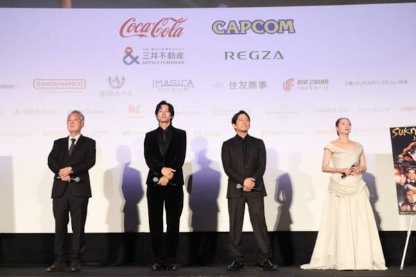 岡田准一がピアノ練習の裏話を披露『SUKIYAKI 上を向いて歩こう』舞台挨拶レポート 最新予告＆メインビジュアルも解禁