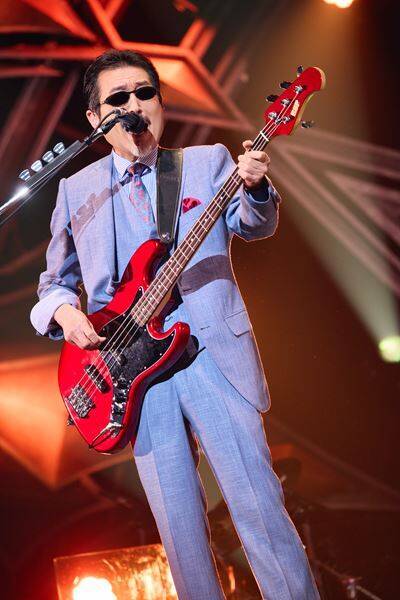 THE ALFEE、105回目の日本武道館ライブでロックバンドとして最多記録を更新　前人未到の通算ライブ本数の3,000本までカウントダウンに突入！