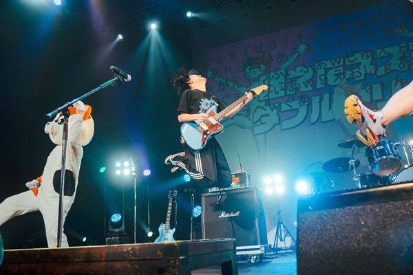 【超能力戦士ドリアン ライブレポ】笑いあり涙ありの全国ツアー『はちゃめちゃ！サイエンスラボ』ファイナル公演！ファンと共有した「世界一幸せなバンド」の最高に楽しいライブ