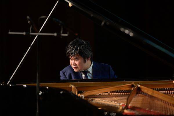 ドイツ・グラモフォンがピアニスト辻井伸行とグローバル専属契約を発表