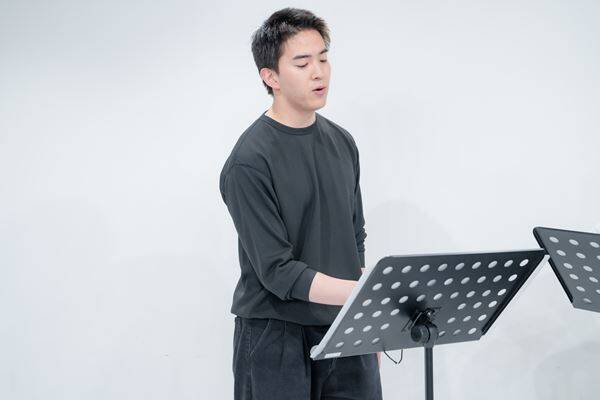 甲斐翔真×ルミーナ初共演、世界をつなぐ歌声——特別なデュエットが生まれる瞬間