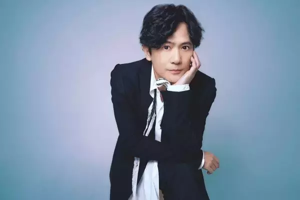 稲垣吾郎が挑む“愛されたい偏屈男”の魅力とは？ 舞台『プレゼント・ラフター』でスター俳優役