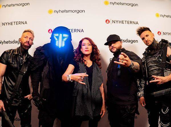 LiLiCo × Smash Into Piecesスペシャル対談　「あなたはもうバンドメンバー」──「First Time」に込めた想いと、日本への愛