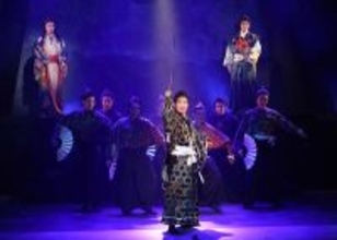OSK日本歌劇団が尾上菊之丞演出・振付で放つ和物ミュージカル『梅雨将軍信長』東京公演開幕