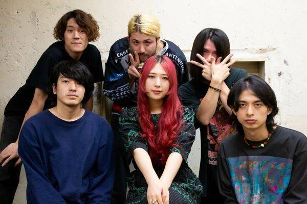 【ライブレポート】w.o.d.とGLIM SPANKYが渋谷クアトロでツーマン　フロアが沸き立つ熱いバトル！