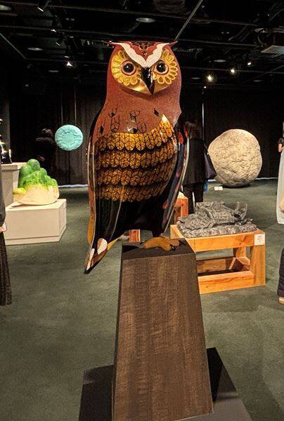 【展示レポート】『AAC25周年記念展』　立体アートコンペ「AAC」が輩出したアーティストたちの多様な表現を楽しめる