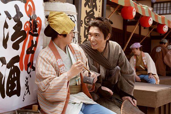 柄本佑、渡辺謙、長尾謙杜が魅せる、江戸歌舞伎の香りただよう秀逸なミステリー『木挽町のあだ討ち』──【おとなの映画ガイド】