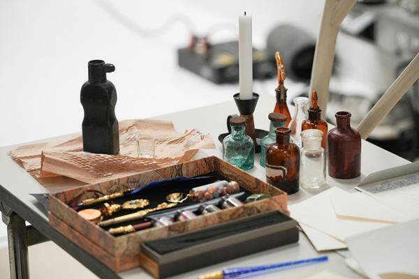 湖月わたると柚希礼音が芝居作品で初共演！ ダンスと語りで綴る『マイ フレンド ジキル』ビジュアル撮影レポート【前篇】