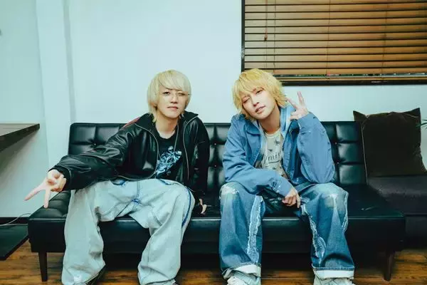 手越祐也、新曲「SUPER STAR」リリース　マイキとの“チャラかっこいい”対談公開