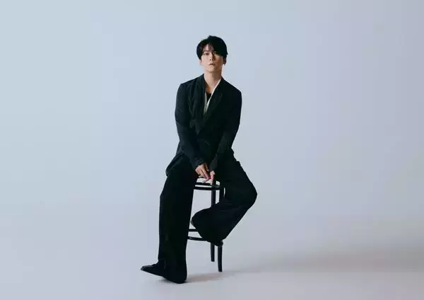 亀梨和也、1stアルバム『WAVE』配信開始　リード曲MVで初の水中撮影に挑戦